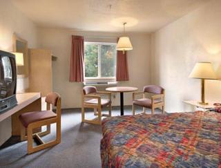 Super 8 By Wyndham 2*