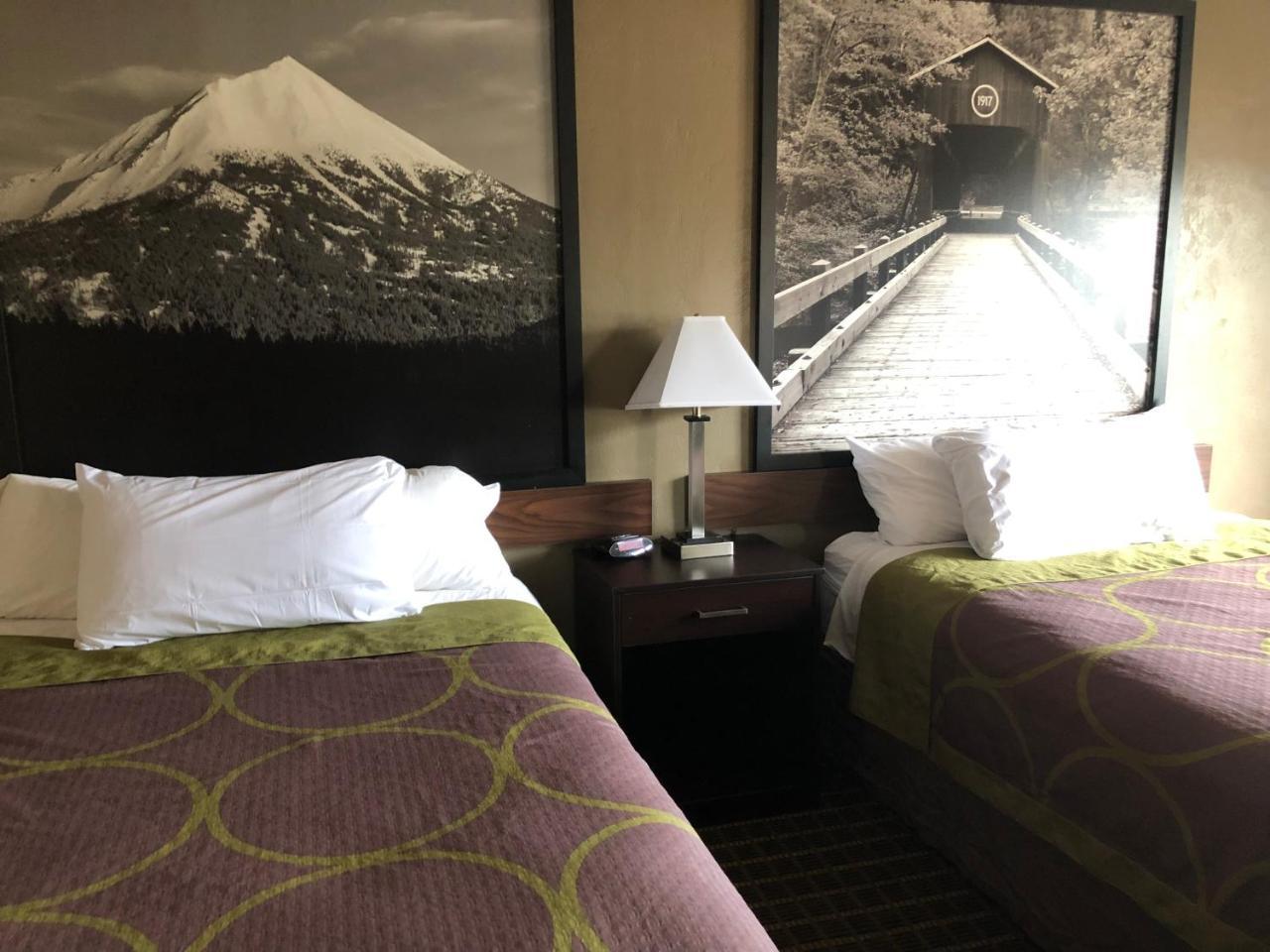 Motel Super 8 By Wyndham 2*
